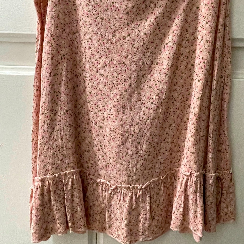 Brandy Melville floral pink skirt